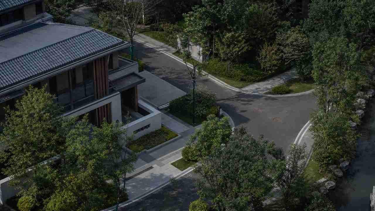 image2.jpg